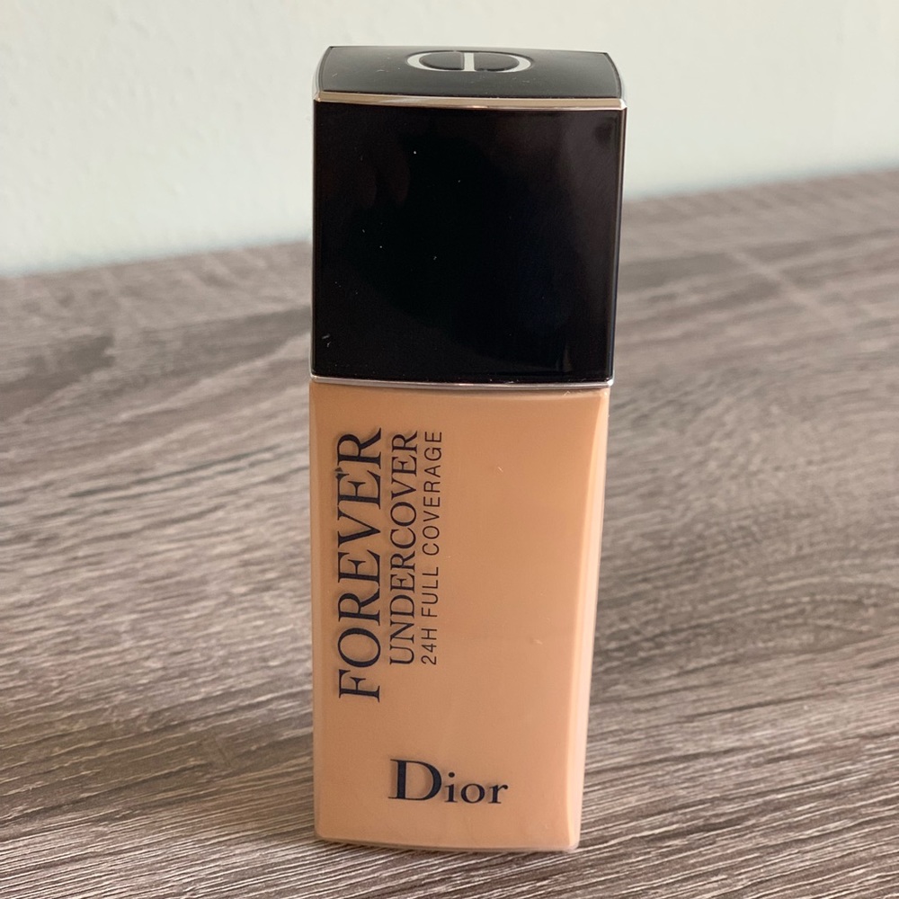Dior 24 hour full coverage foundation